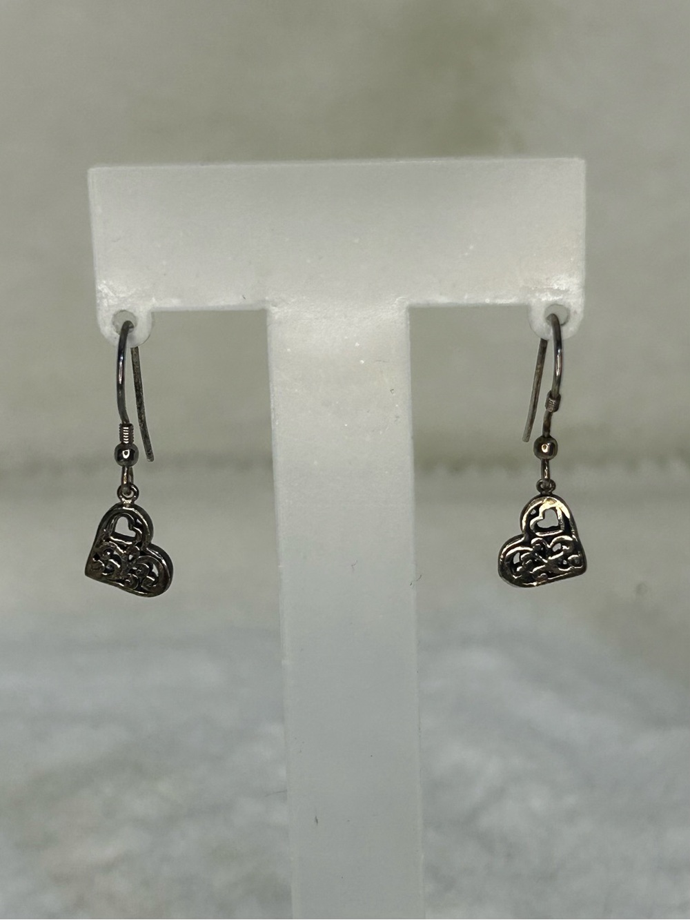 LOIS HILL 925 STERLING SILVER FILIGREE HEART PIERCED EARRINGS